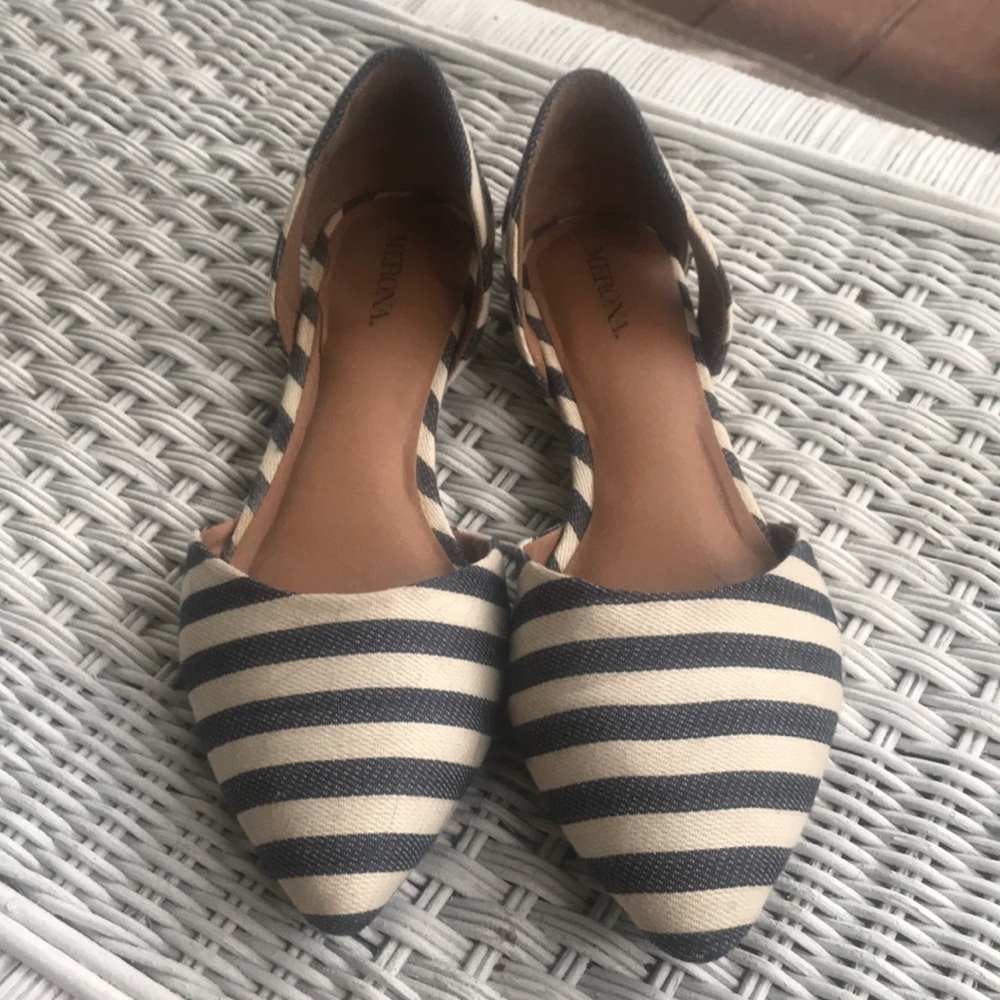 Merona brand size 9 slip on pointed toe flats